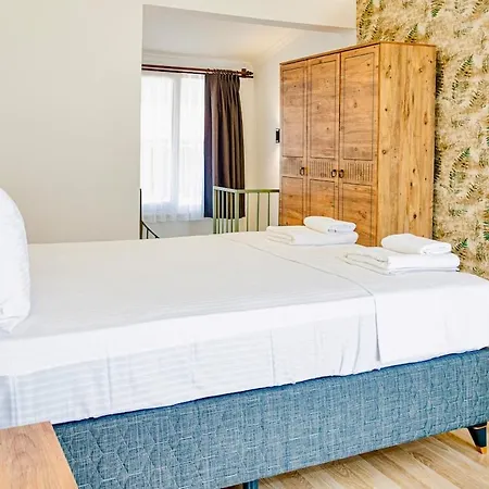 Appartamento Maldives, Right On Sea In Center Of Fethiye